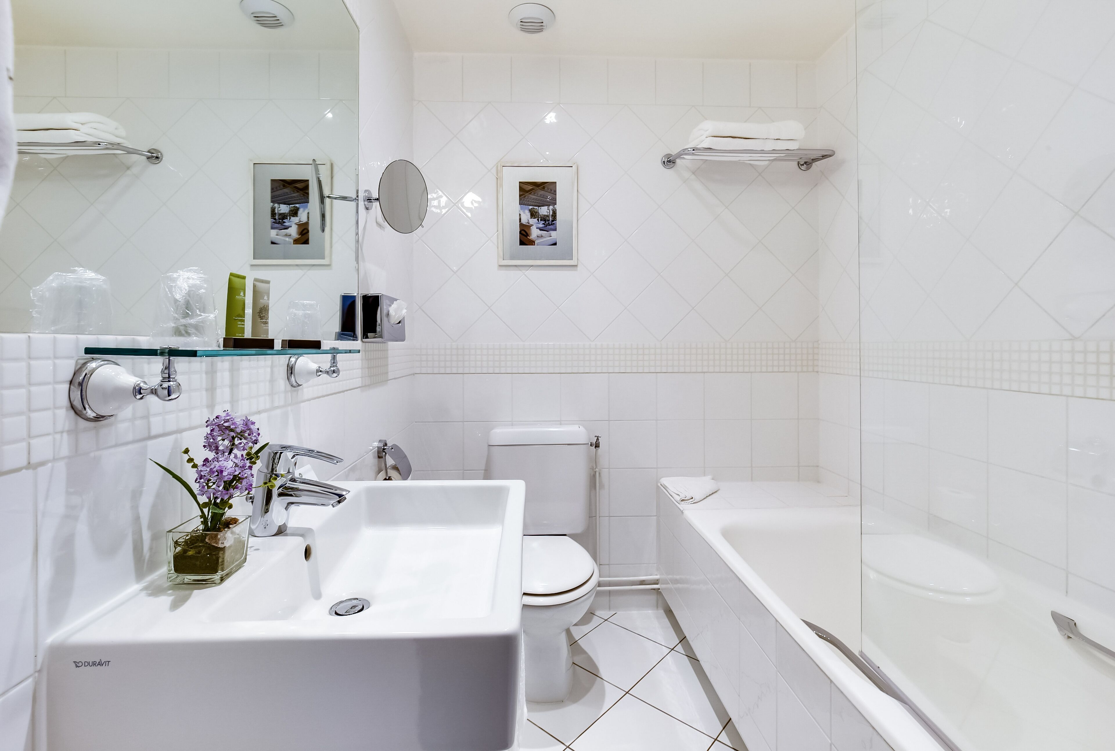 family superior room, 2 bedrooms - complimentary soft minibar,courtesy tray,chromecast-digital press | bathroom | combined shower/bathtub, free toiletries, hair dryer, towels