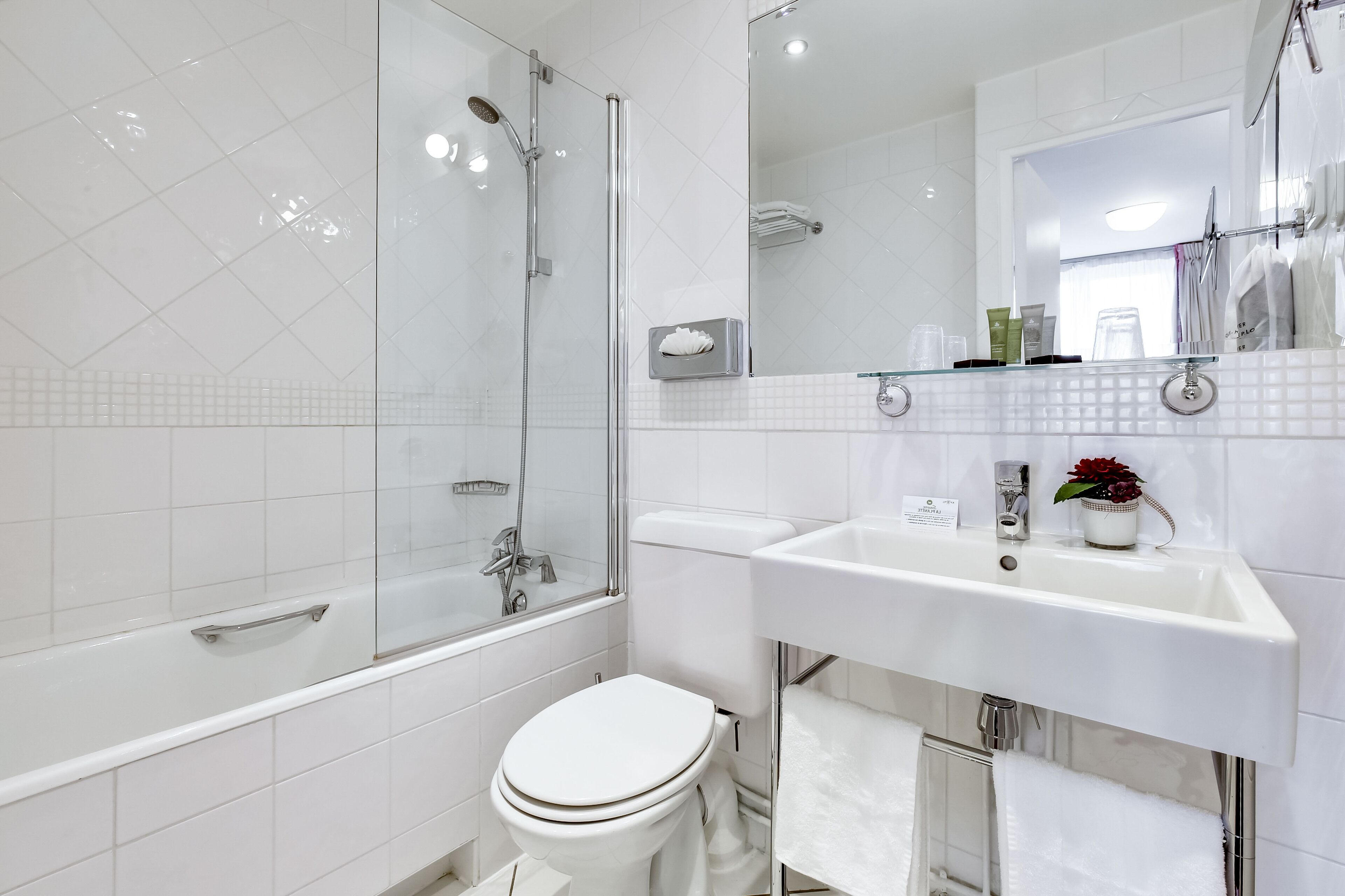 family room, 2 bedrooms  - complimentary soft minibar, courtesy tray, chromecast - digital press | bathroom | combined shower/bathtub, free toiletries, hair dryer, towels