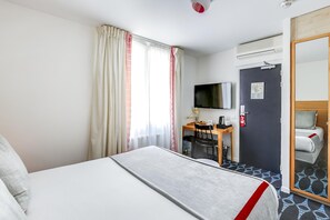 Family room, 2 bedrooms  - Complimentary soft minibar, courtesy tray, Chromecast - digital press | 1 bedroom, minibar, in-room safe, desk