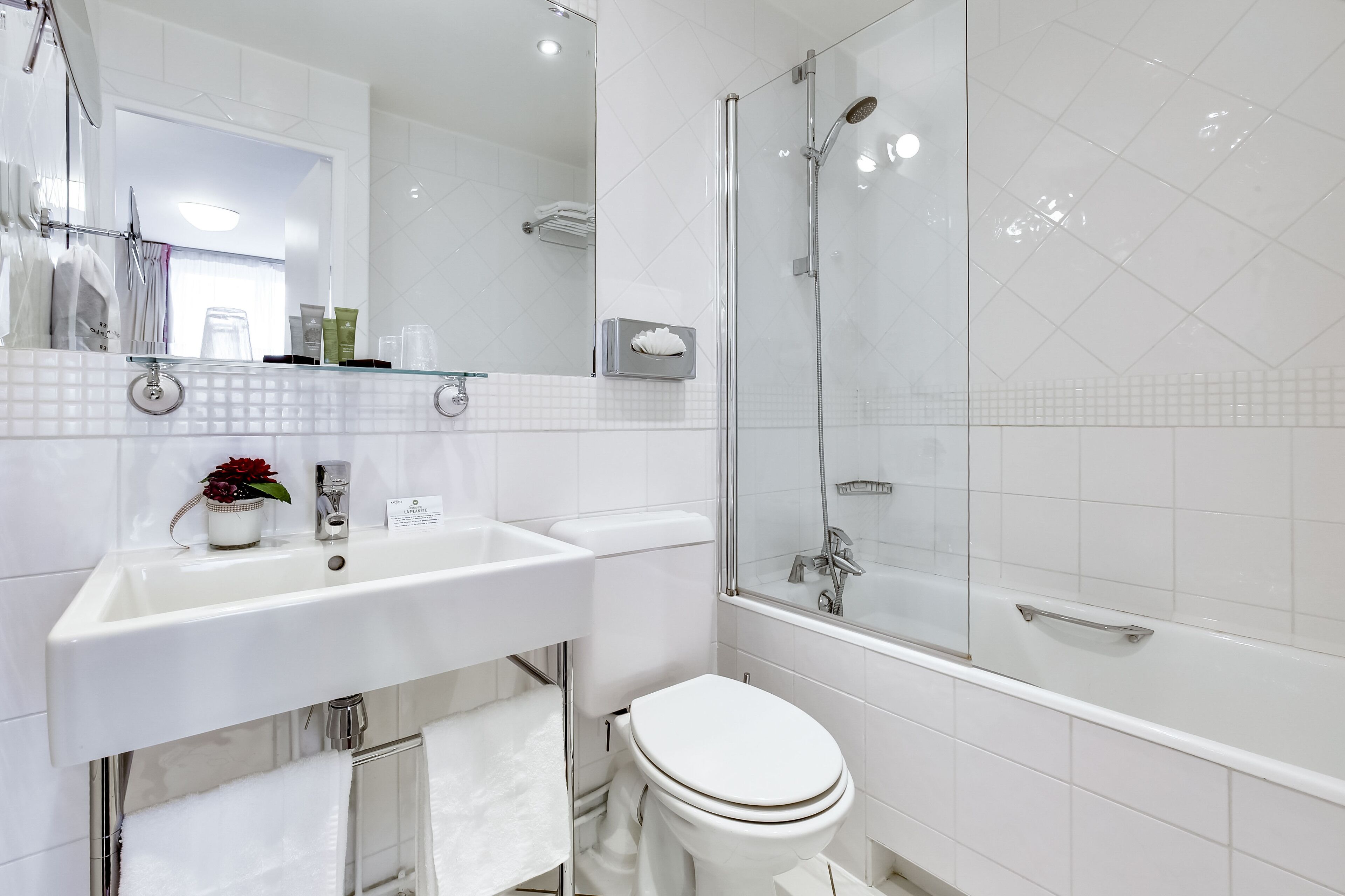 family room, 2 bedrooms  - complimentary soft minibar, courtesy tray, chromecast - digital press | bathroom | combined shower/bathtub, free toiletries, hair dryer, towels