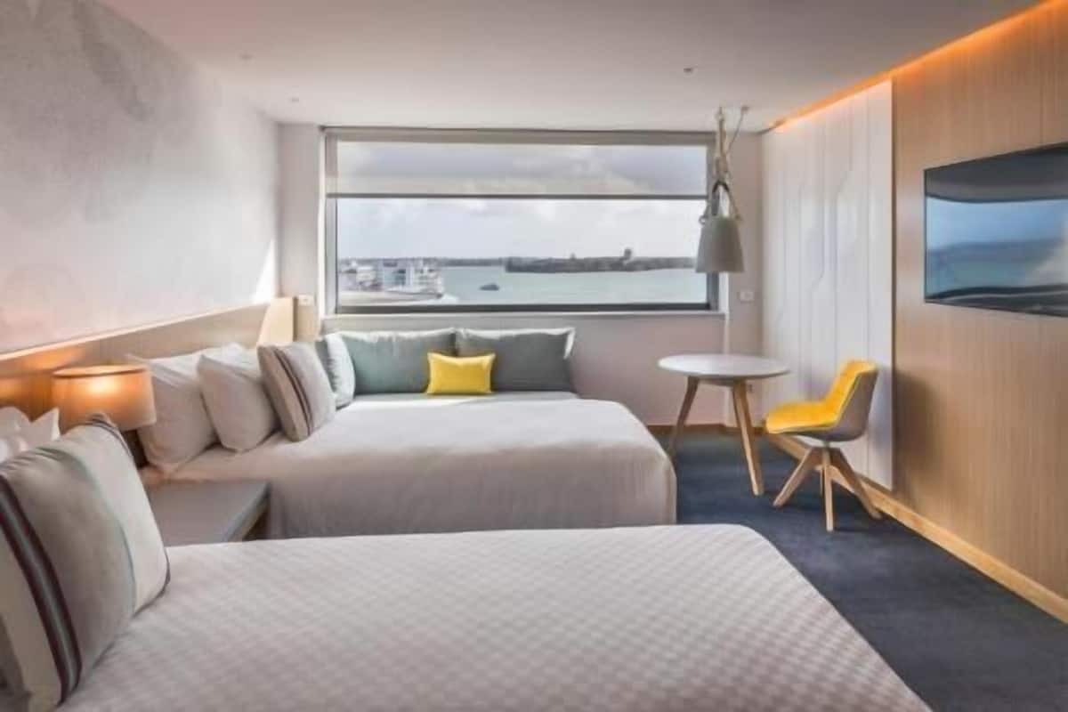 In-room safe, desk, laptop workspace, blackout drapes