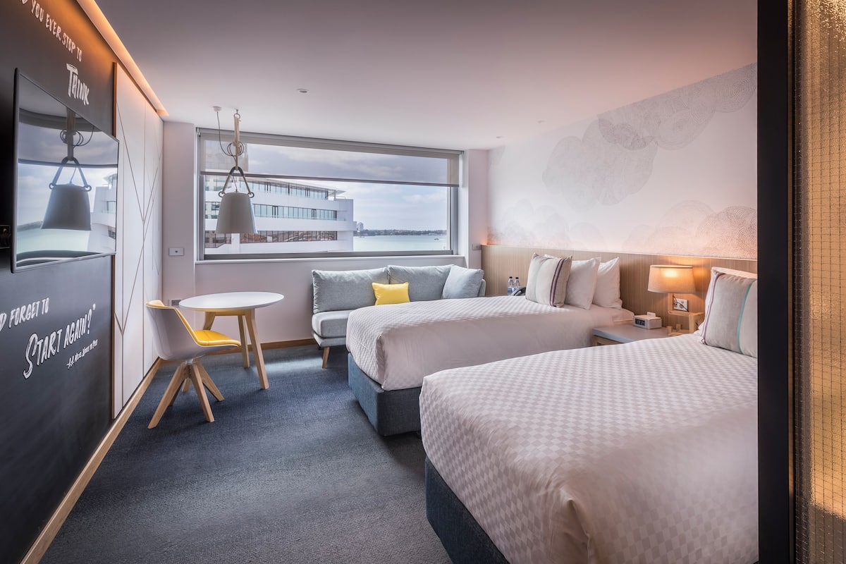 Room (Social 2 Singles) | In-room safe, desk, laptop workspace, blackout drapes