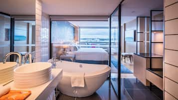 Suite (Harbour View Inclusions Galore) | Bathroom | Eco-friendly toiletries, hair dryer, bathrobes, slippers