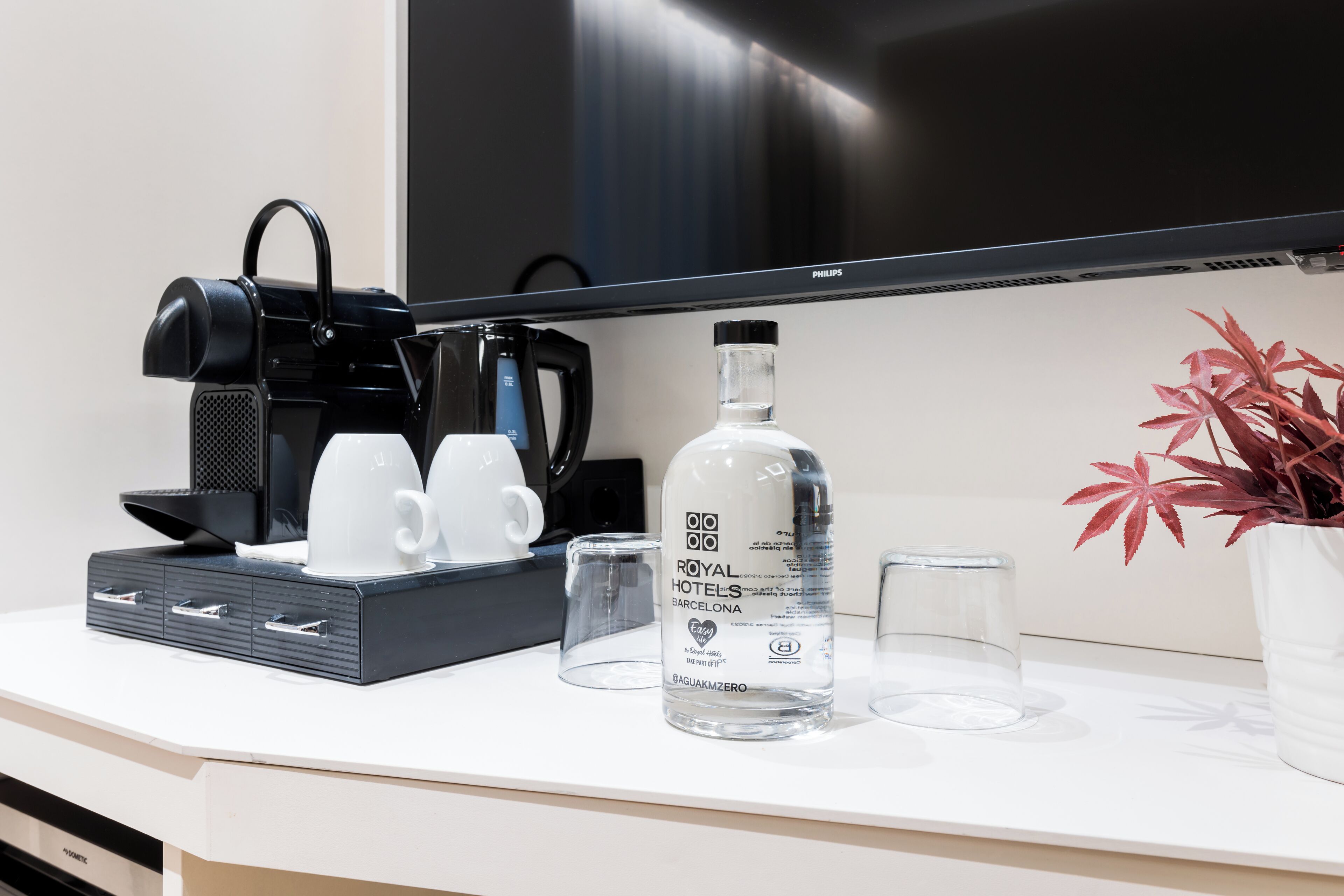 basic double room, 1 double bed | 1 bedroom, premium bedding, down duvets, pillow-top beds