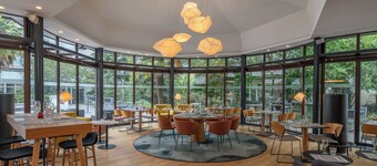DoubleTree by Hilton Paris Bougival