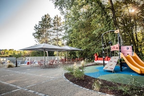 Children's play area - outdoor