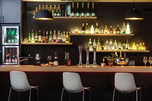 Bar (in der Unterkunft)
