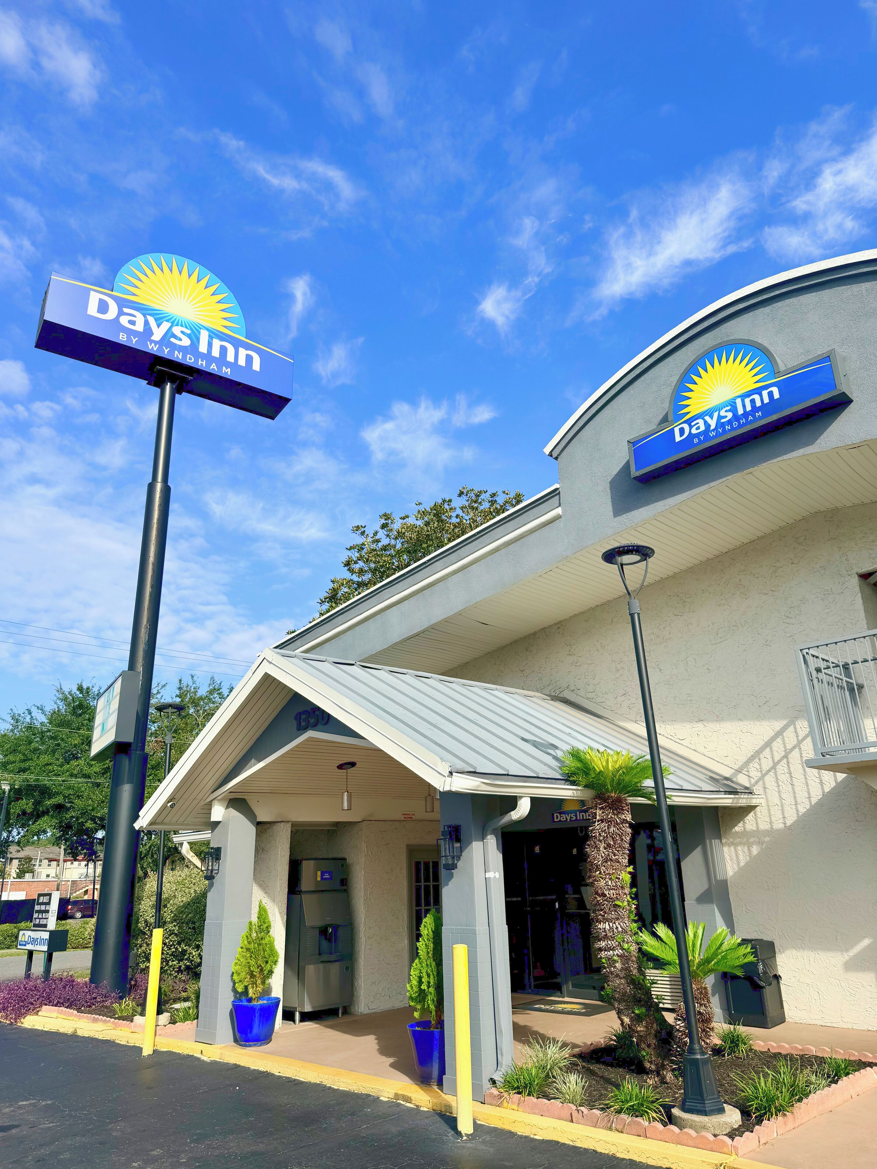 Entrada de la propiedad