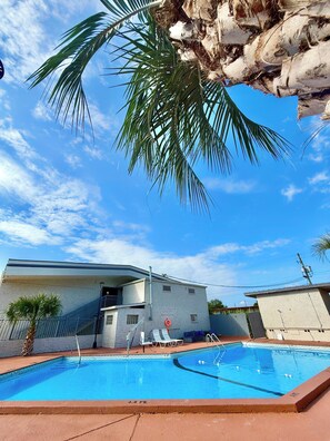 Piscine extérieure