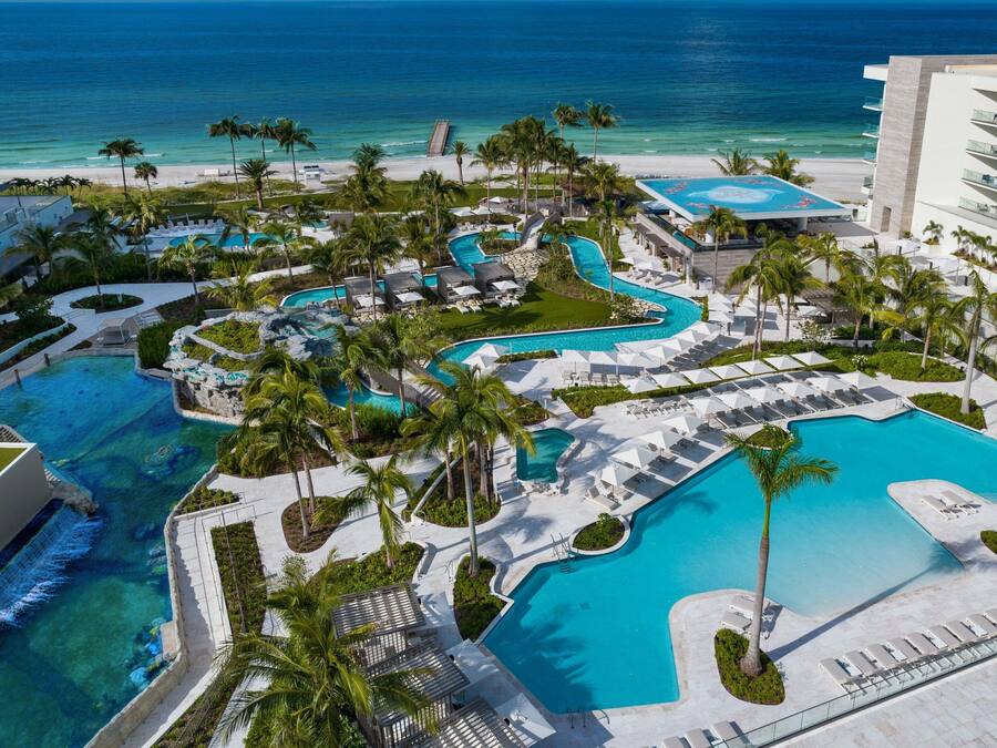 Private beach, white sand, sun loungers, beach umbrellas