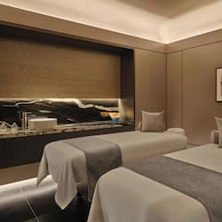 Couples treatment rooms, body treatments, hot stone massages