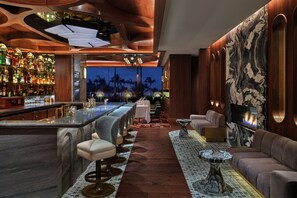 3 bars/lounges, poolside bar