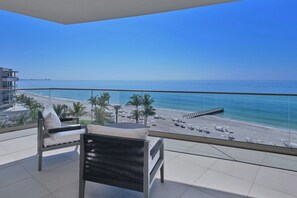 Minibar, in-room safe, blackout drapes, Internet - The St. Regis Longboat Key Resort (Longboat Key)