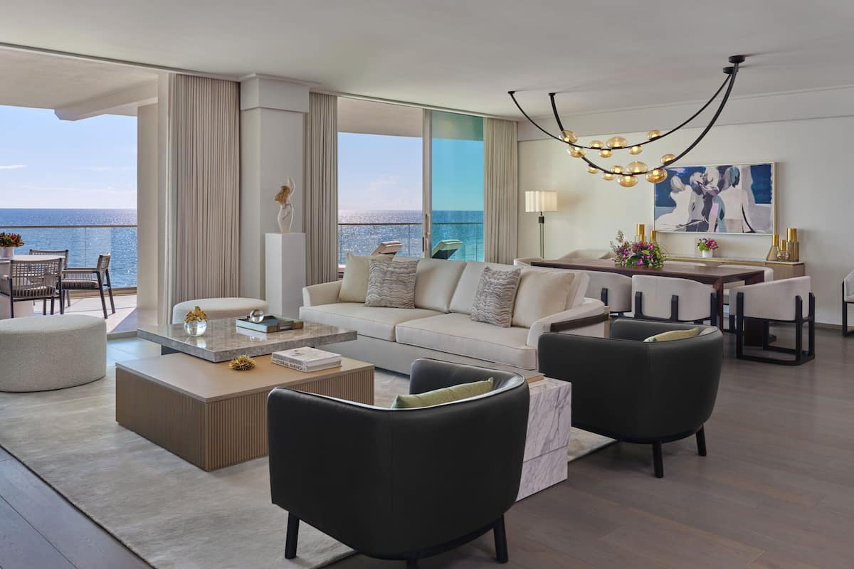 Katherine Klauber Suite, 2 Bedrooms, Non Smoking, Oceanfront | Salle de séjour