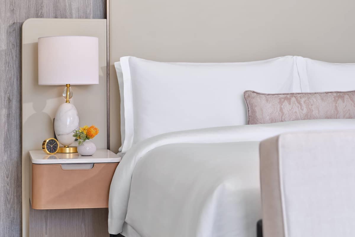 Minibar, coffres-forts dans les chambres, rideaux occultants, Internet