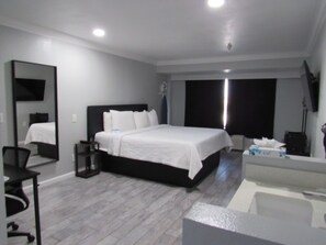 1 bedroom, desk, iron/ironing board, free WiFi