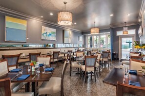 Sarapan siap masak dengan biaya tambahan di hari kerja