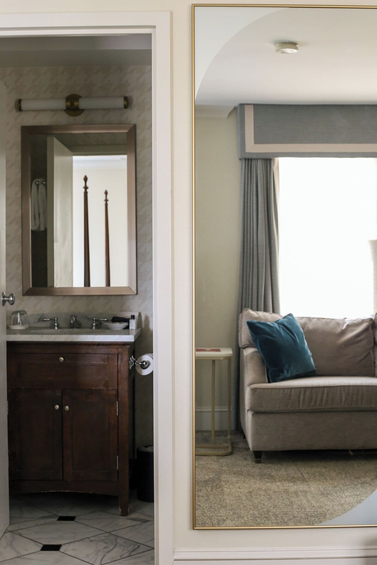 deluxe room, 1 queen bed with sofa bed | bathroom | combined shower/bathtub, designer toiletries, hair dryer, bathrobes