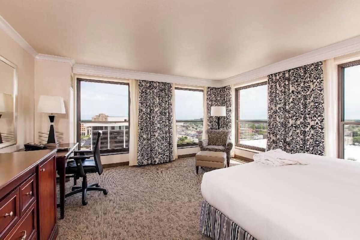 Premium bedding, down duvets, pillow-top beds, in-room safe