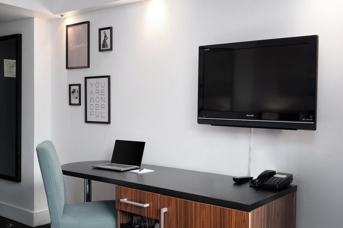 1 slaapkamer, luxe beddengoed, een kluis op de kamer