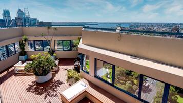 Teras rooftop