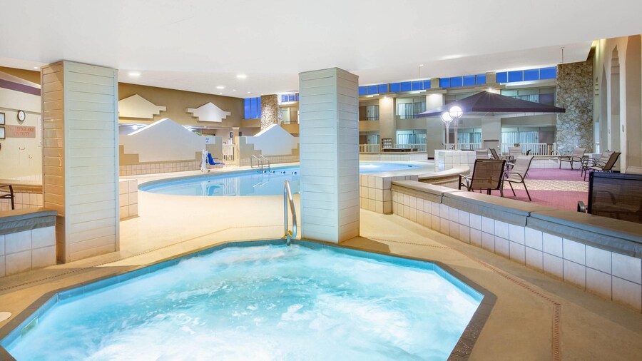 Ramada by Wyndham Midtown Grand Island