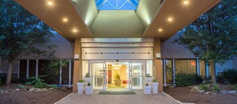 Holiday Inn Harrisburg - Hershey Area, I-81 by IHG