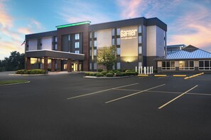 Exterior - Garner Hotel Wytheville East by IHG (Wytheville)