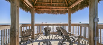 Ocean Pointe Suites at Key Largo