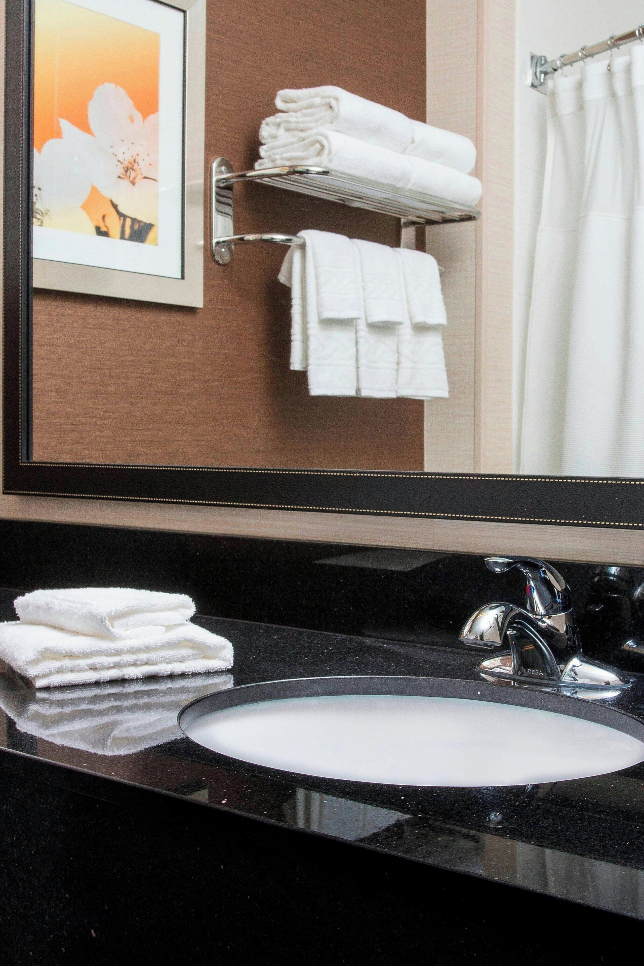 combined shower/bathtub, free toiletries, towels, soap