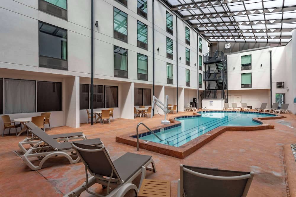 Comfort Inn & Suites Nashville Downtown – Stadium