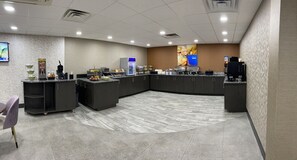 Free daily continental breakfast 