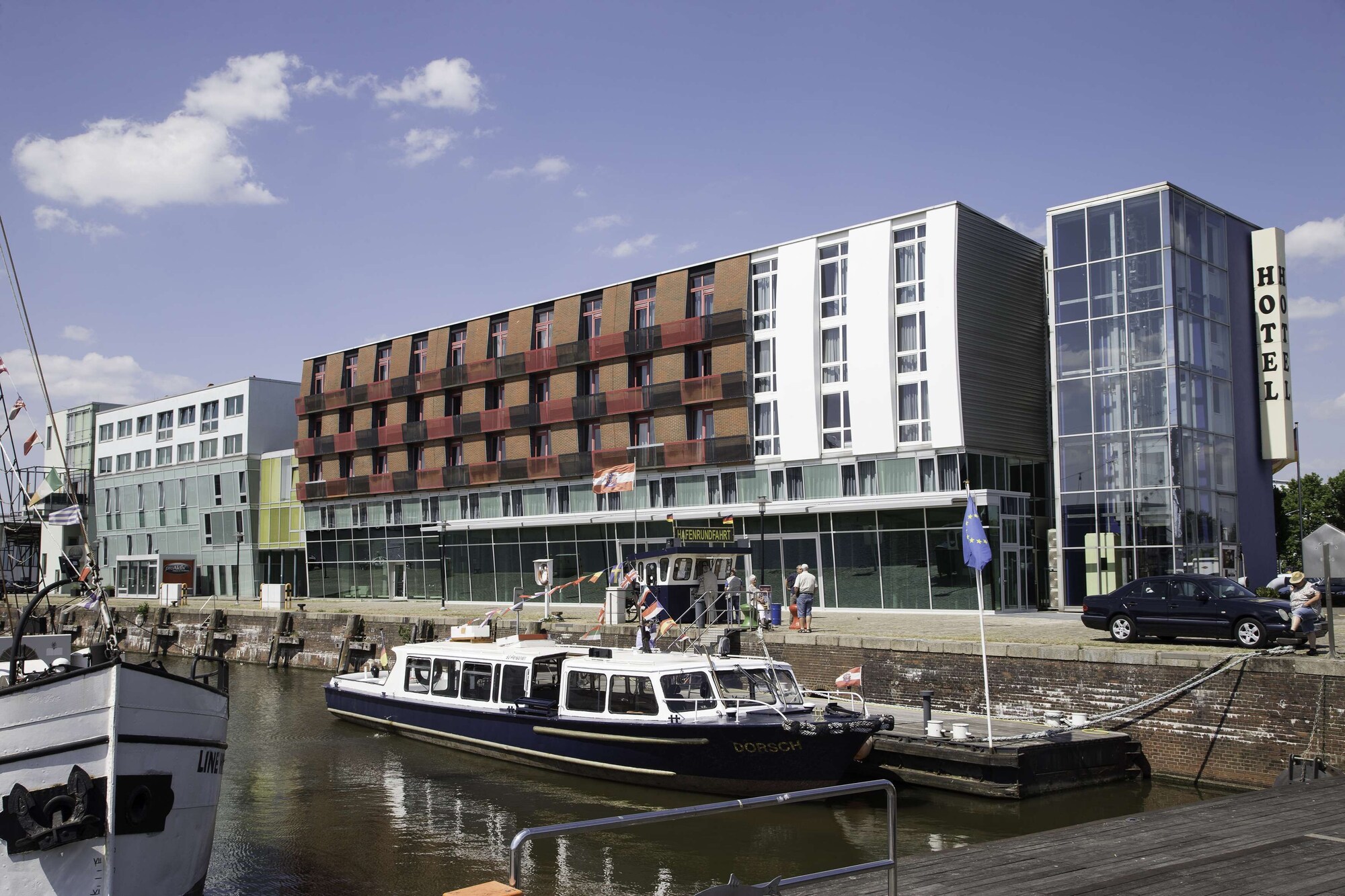 4 Star Hotels