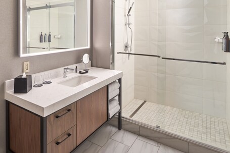 The Westin Indianapolis - Image 14