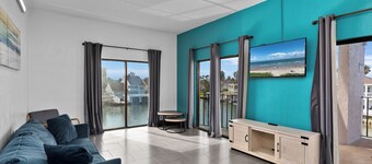 WindWater Hotel and Marina