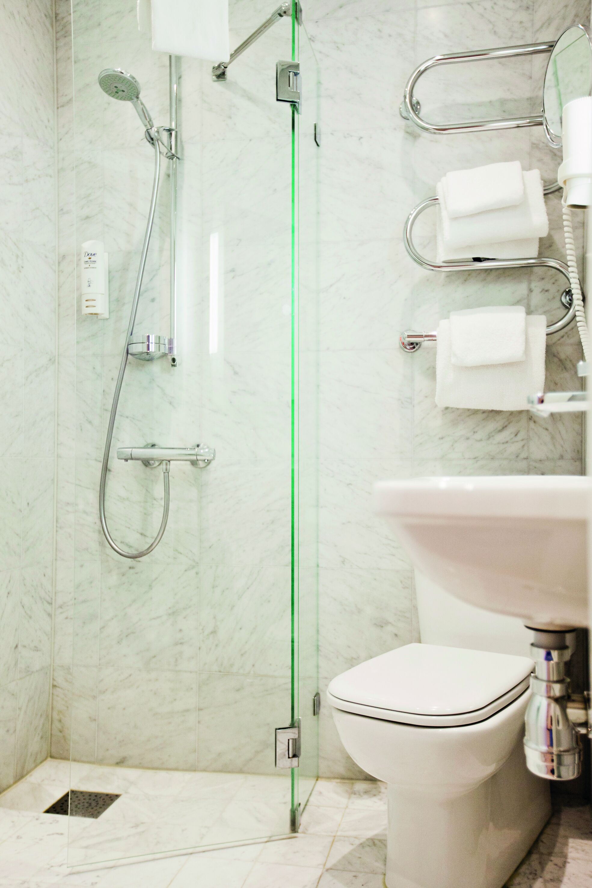 superior double - lilla hotellet | bathroom | eco-friendly toiletries, hair dryer, towels