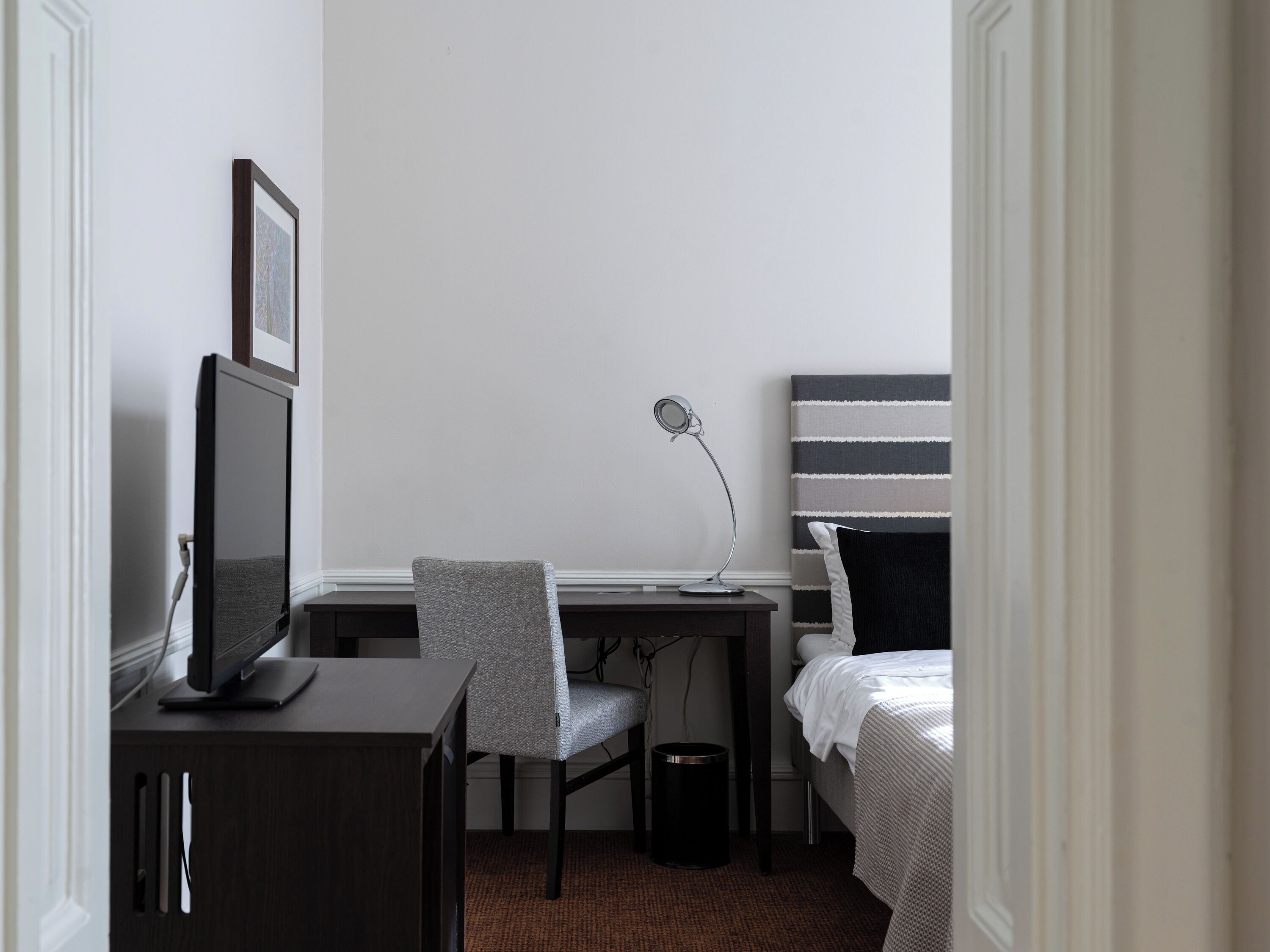 standard queen - lilla hotellet | hypo-allergenic bedding, minibar, in-room safe, desk