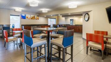 Desayuno continental incluido todos los días