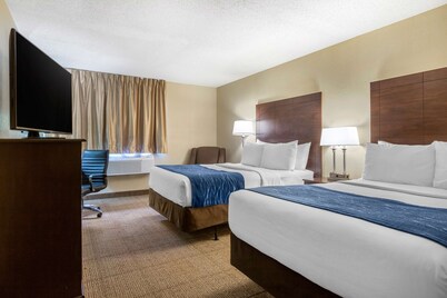 Comfort Inn Grand Rapids Airport