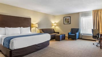 Skrifborð, vinnuaðstaða fyrir fartölvur, straujárn/strauborð