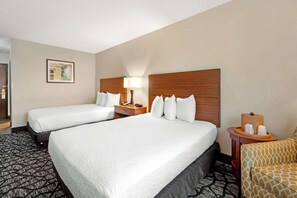 Individually decorated, individually furnished, desk, laptop workspace - Best Western Westminster Hotel (Westminster)