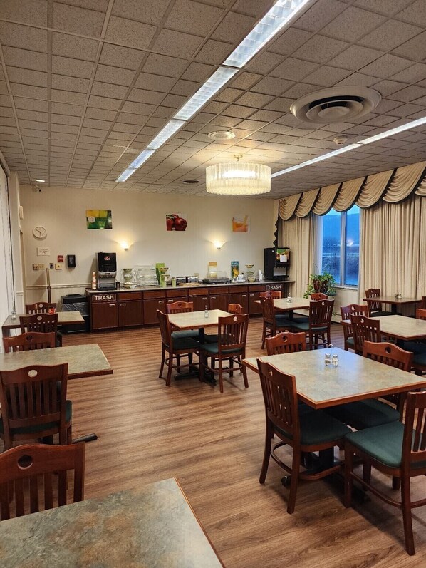 Free daily continental breakfast 
