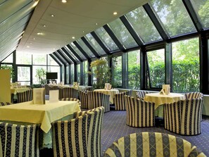 바(숙박 시설 내)