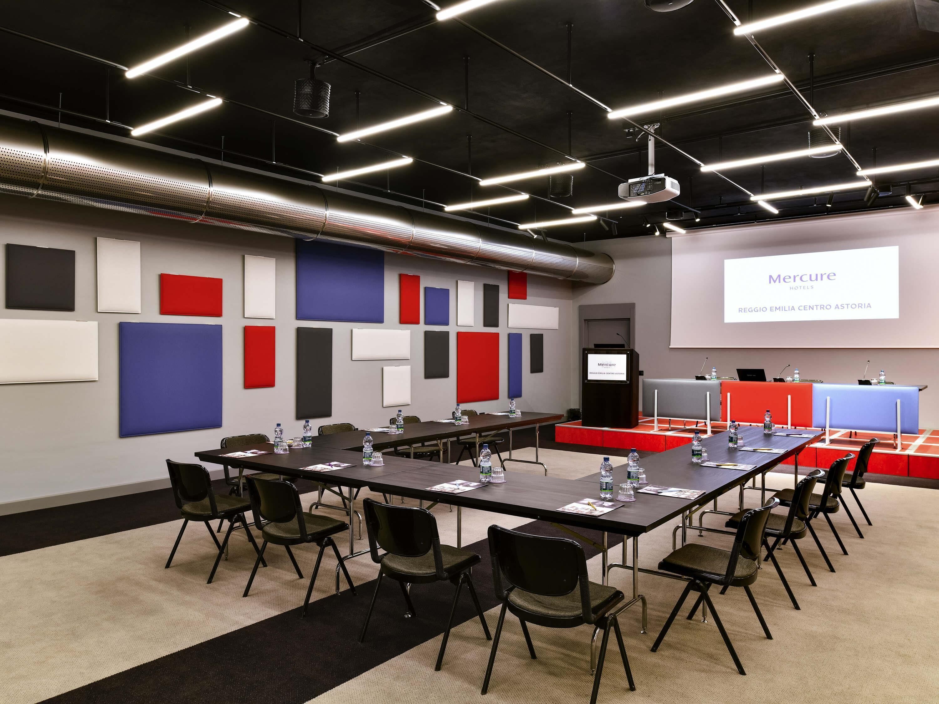 Meeting facility