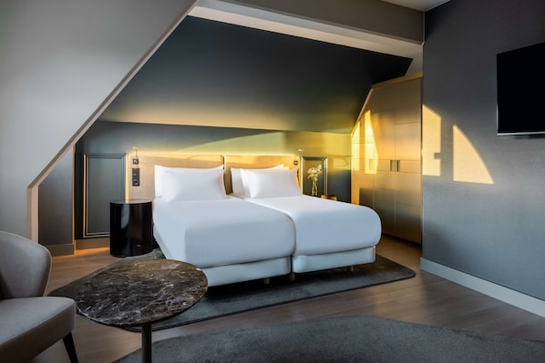 Superior Room | Pillowtop beds, minibar, in-room safe, desk
