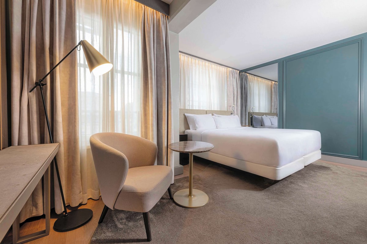 Superior-Zimmer | Pillowtop-Betten, Minibar, Zimmersafe, Schreibtisch