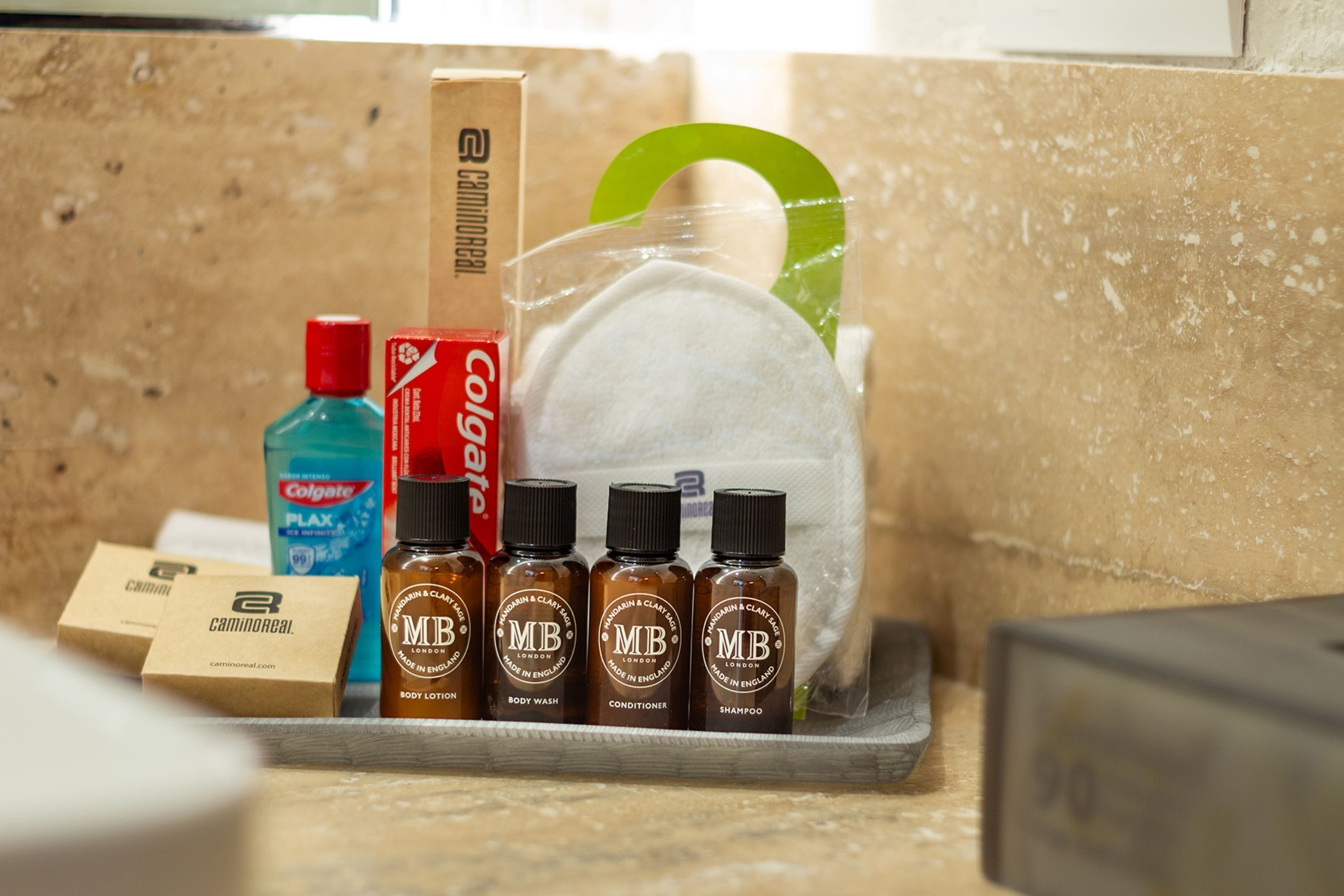 shower, rainfall showerhead, free toiletries, hair dryer