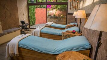 BehandlungsrĂ€ume fĂŒr Paare, Sauna, Dampfbad, Körperbehandlungen