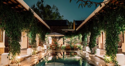 Porta Hotel Antigua