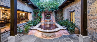 Porta Hotel Antigua